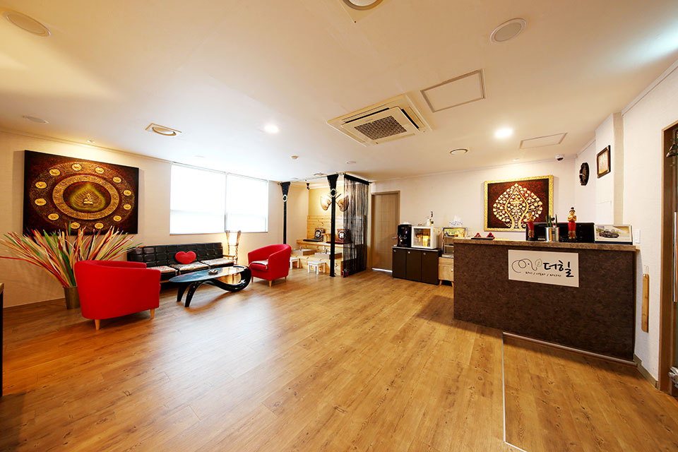 더힐타이 내부사진 1