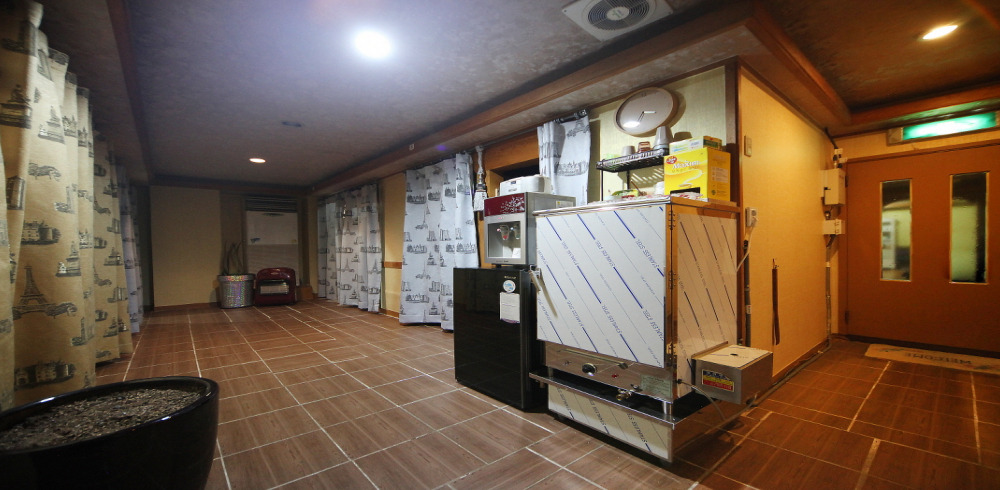 더샤론스웨디시 내부사진 7